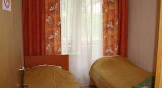 Гостиница  Zelenogradskiy Зеленоград Бюджетный двухместный номер с 2 отдельными кроватями-2